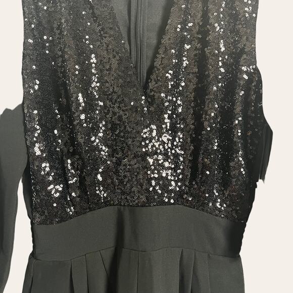LINI Black Stella Sequin Faux Wrap Surplice Long Sleeve Party Jumpsuit Size XS - Picture 3 of 12